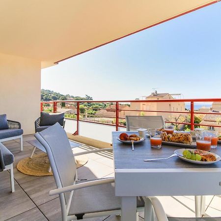 Select' - T2 A Saint-Clair Avec Terrasse, Piscine Et Parking ! - 180Sud-A12 Apartment Le Lavandou Bagian luar foto